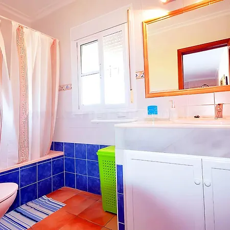 Villa Chalet Con Piscina Privada Y Barbacoa En Zona El Colorado - - Es-180-70 *